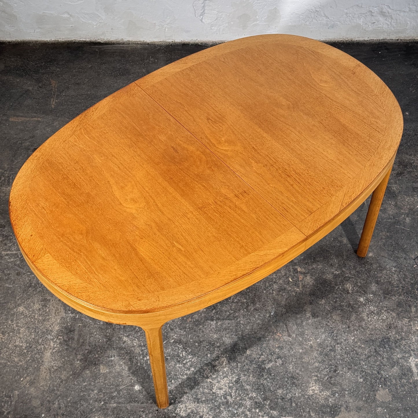 Nathan Extendable Oval Dining Table, 1960s