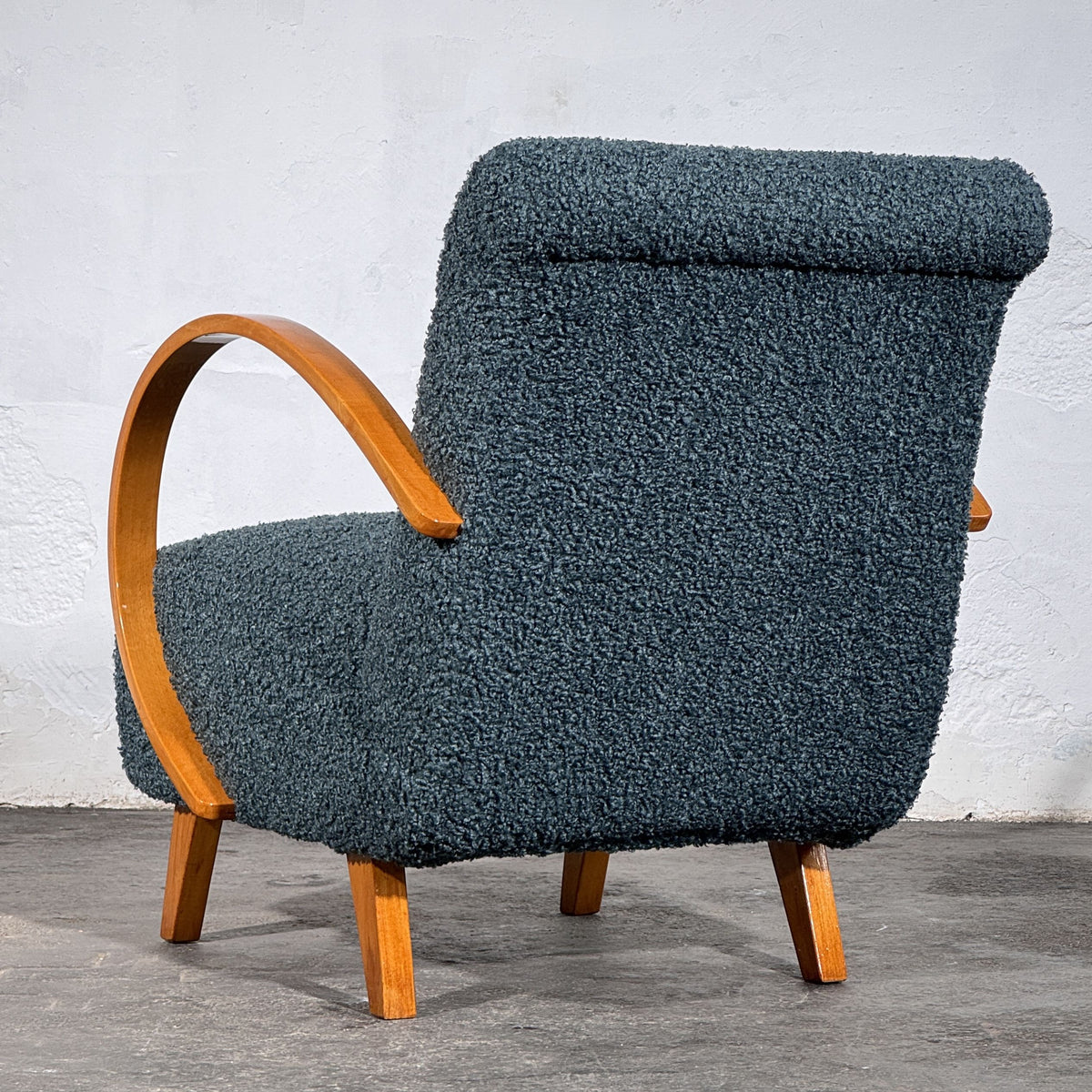 Pair of Jindřich Halabala H-410 Armchairs by UP Závody, 1930s