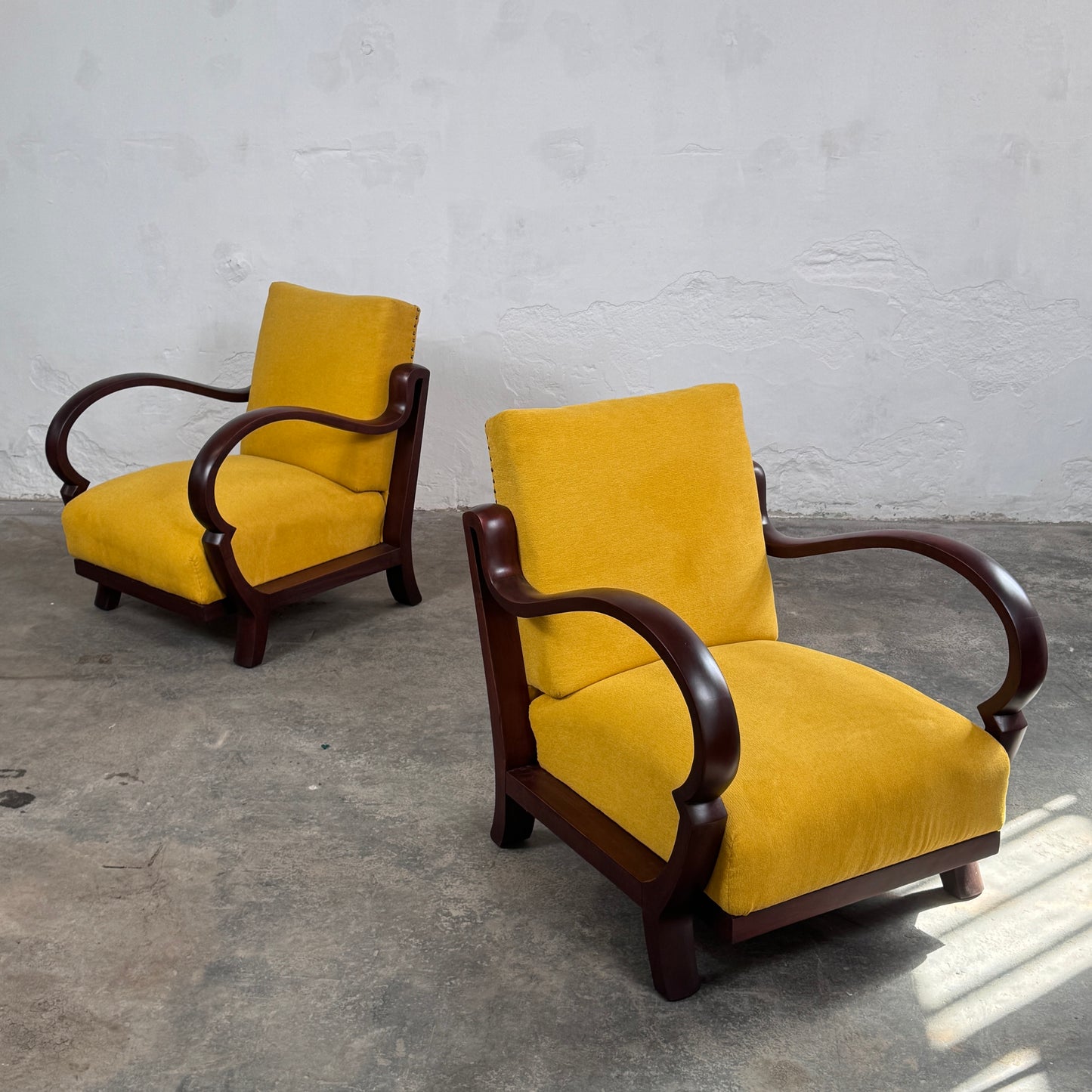 Pair of Debreceni Art Deco Armchairs with Bent Arms, 1940