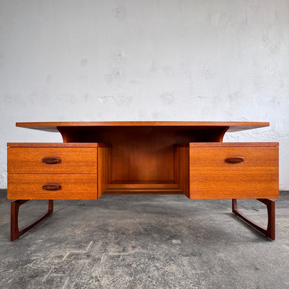 G-Plan Quadrille Dresser/Writing Desk by R. Bennett, 1960s