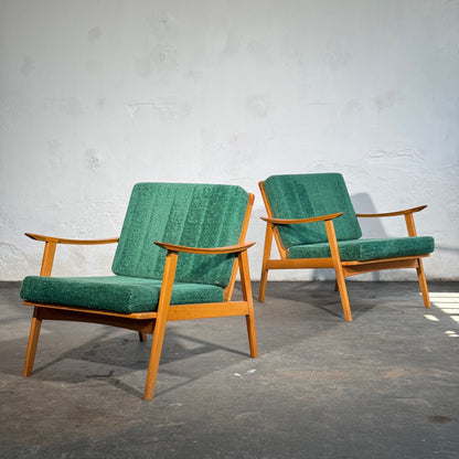 Mid-Century Green Spindle Armchair, 1960s
