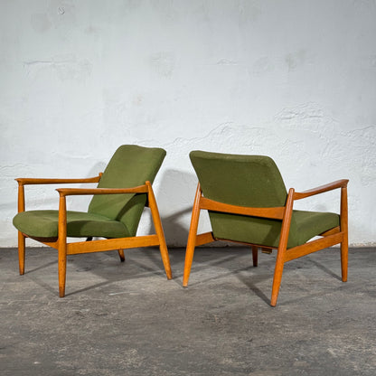 Pair of GFM-64 Armchairs by Edmund Homa, 1970s