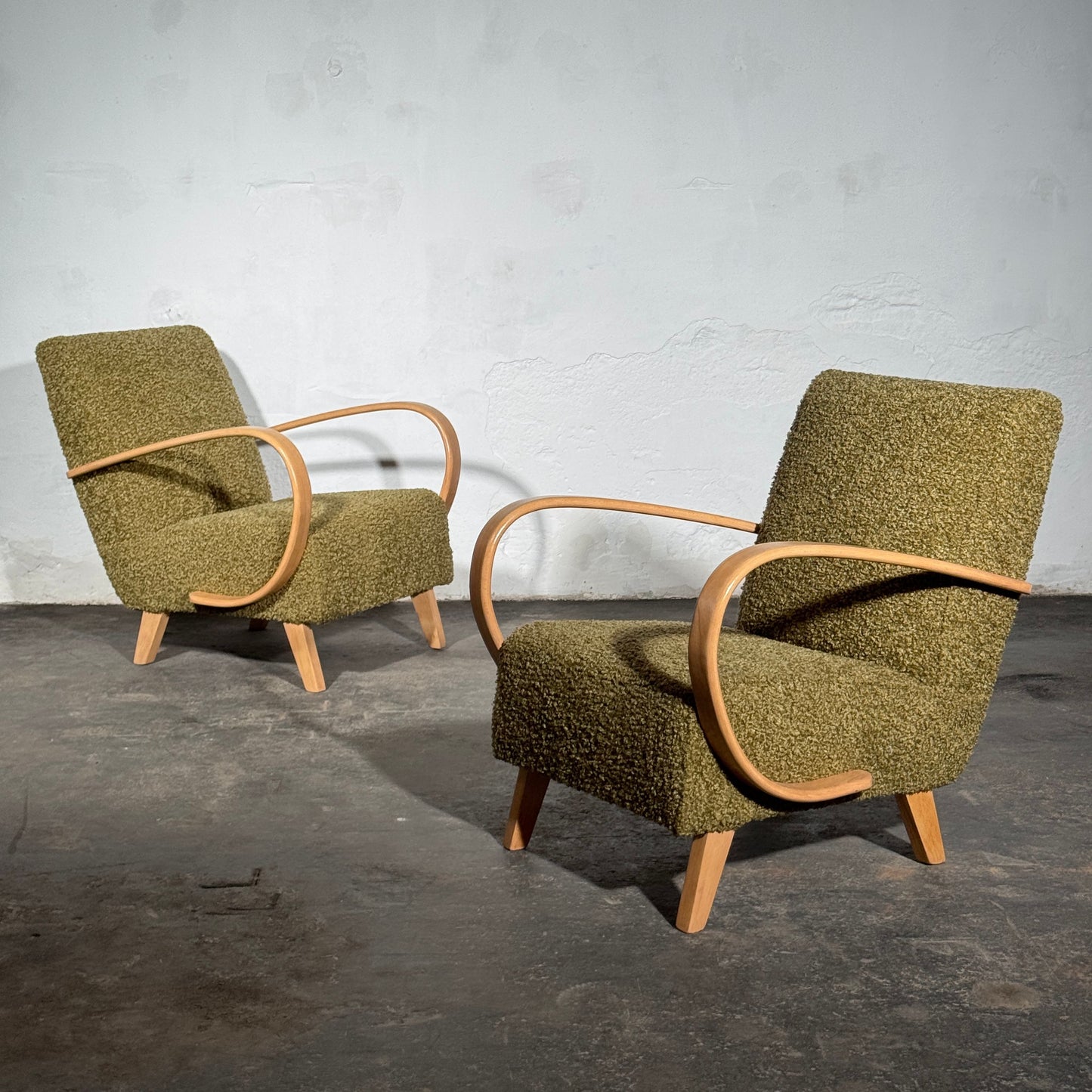 Pair of Jindrich Halabala Type C Armchairs, Fully Refurbished, 1930s