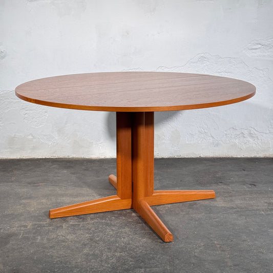 Drop Leaf Round Dining Table, 1960s