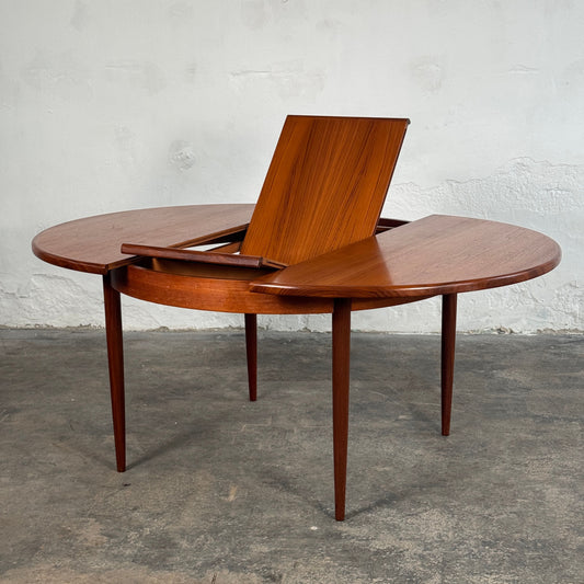 G-Plan Teak Round Extendable Dining Table, 1970