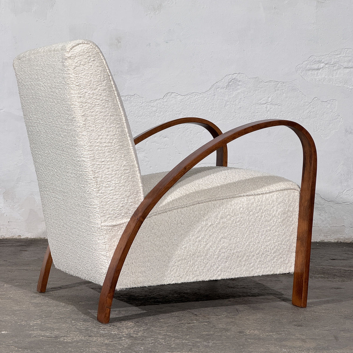 Pair of French Art Deco Style Bentwood Armchairs in White Bouclé, 1960s