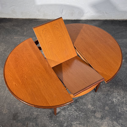 G-Plan Round Extendable Teak Dining Table, 1960s