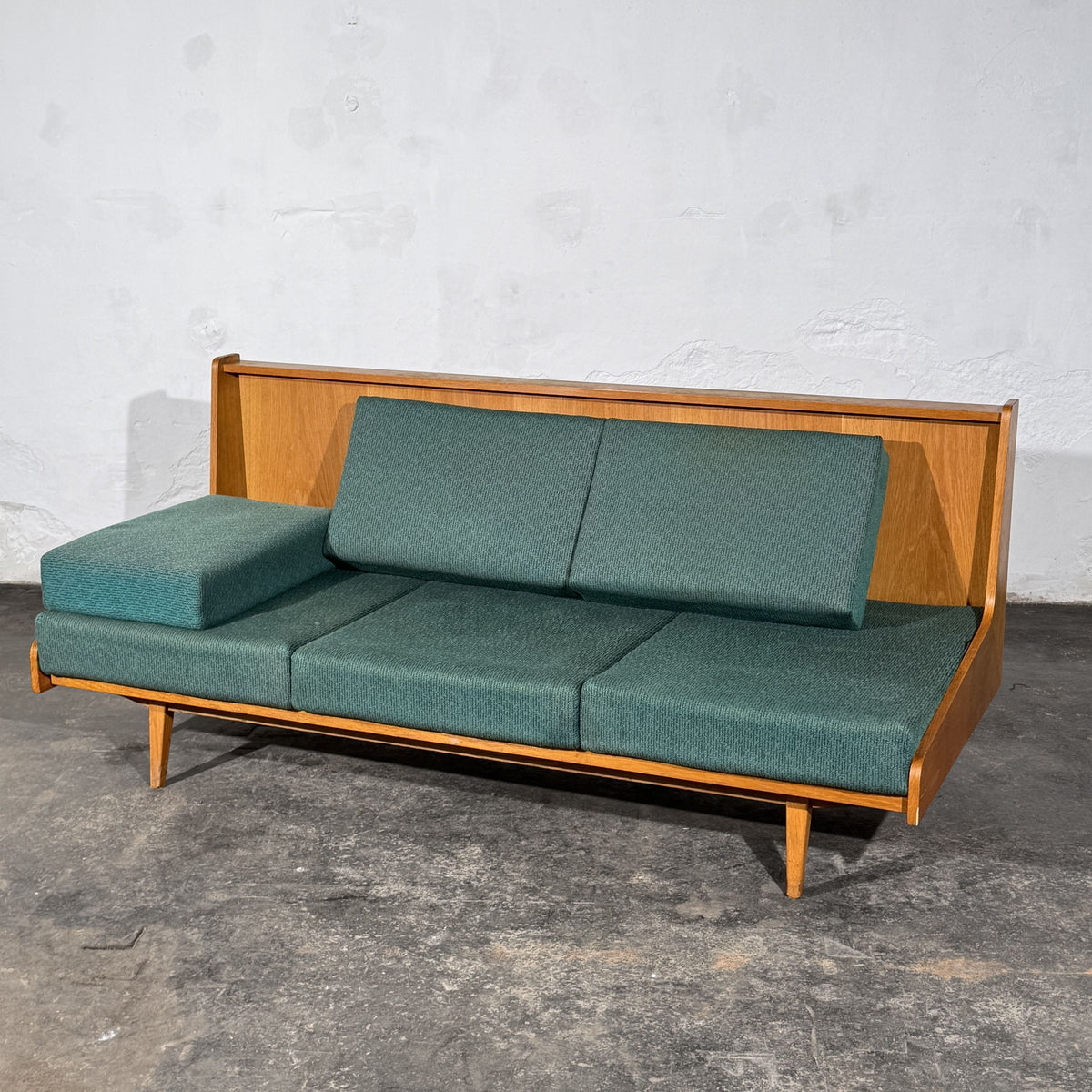Dřevotvar Pardubice Oak Sofa Bed, Czechoslovakia, 1960s