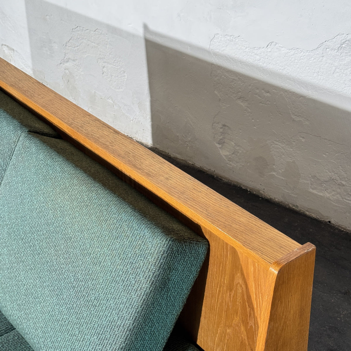 Dřevotvar Pardubice Oak Sofa Bed, Czechoslovakia, 1960s