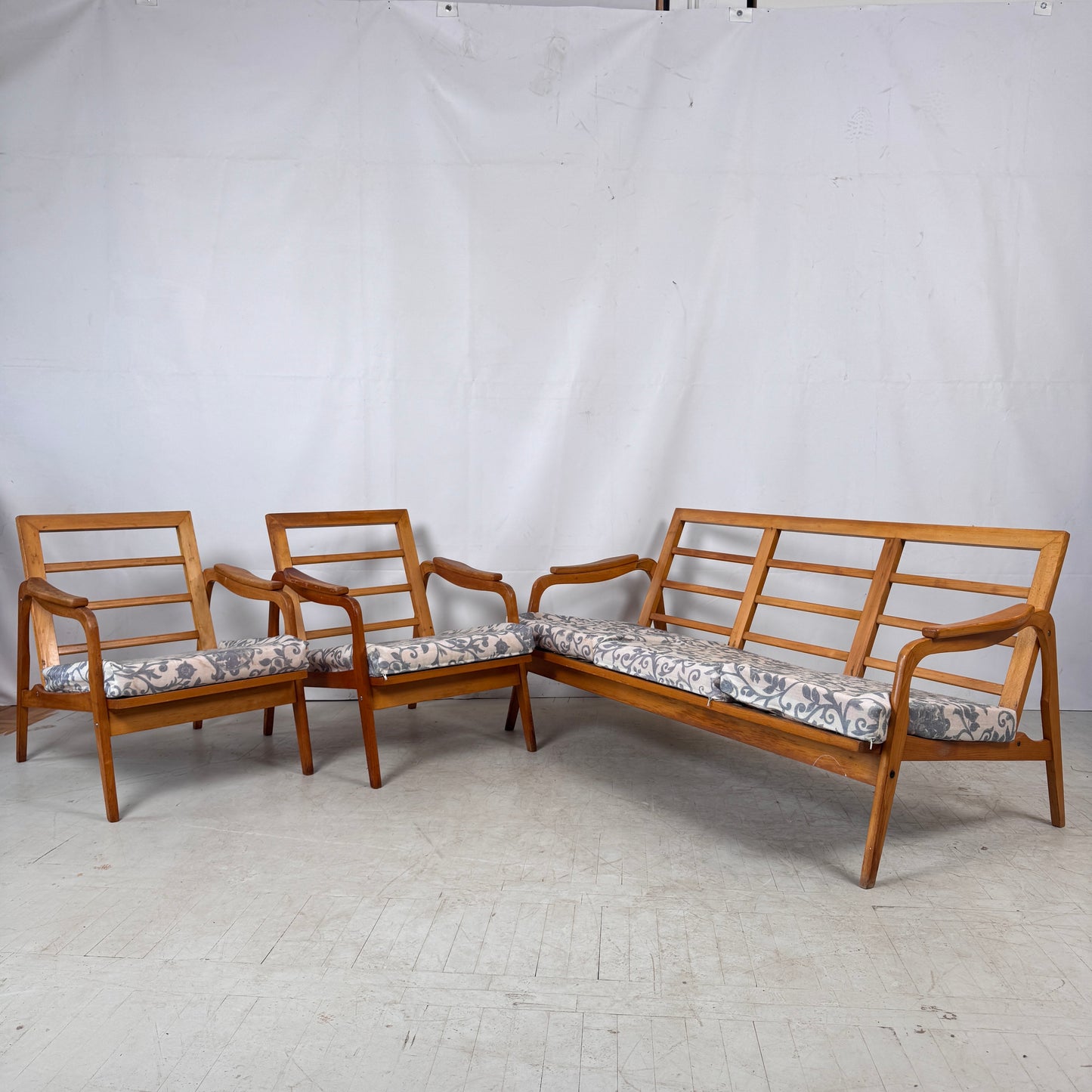 Vintage Hungarian Sofa Set, 1960s – Mid-Century Design