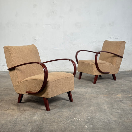 Pair of Fully Restored Jindřich Halabala Type C Armchairs, 1930s – Czechoslovak Art Deco