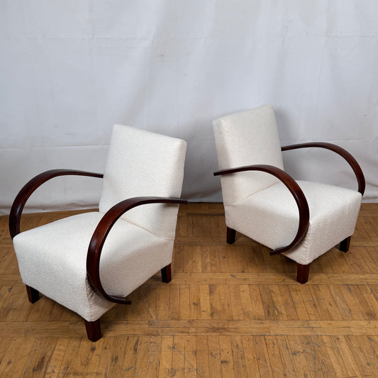 Set of Two Vintage Jindřich Halabala Armchairs in White Bouclé, 1930s — UP Závody, Mid-Century Modern Icons