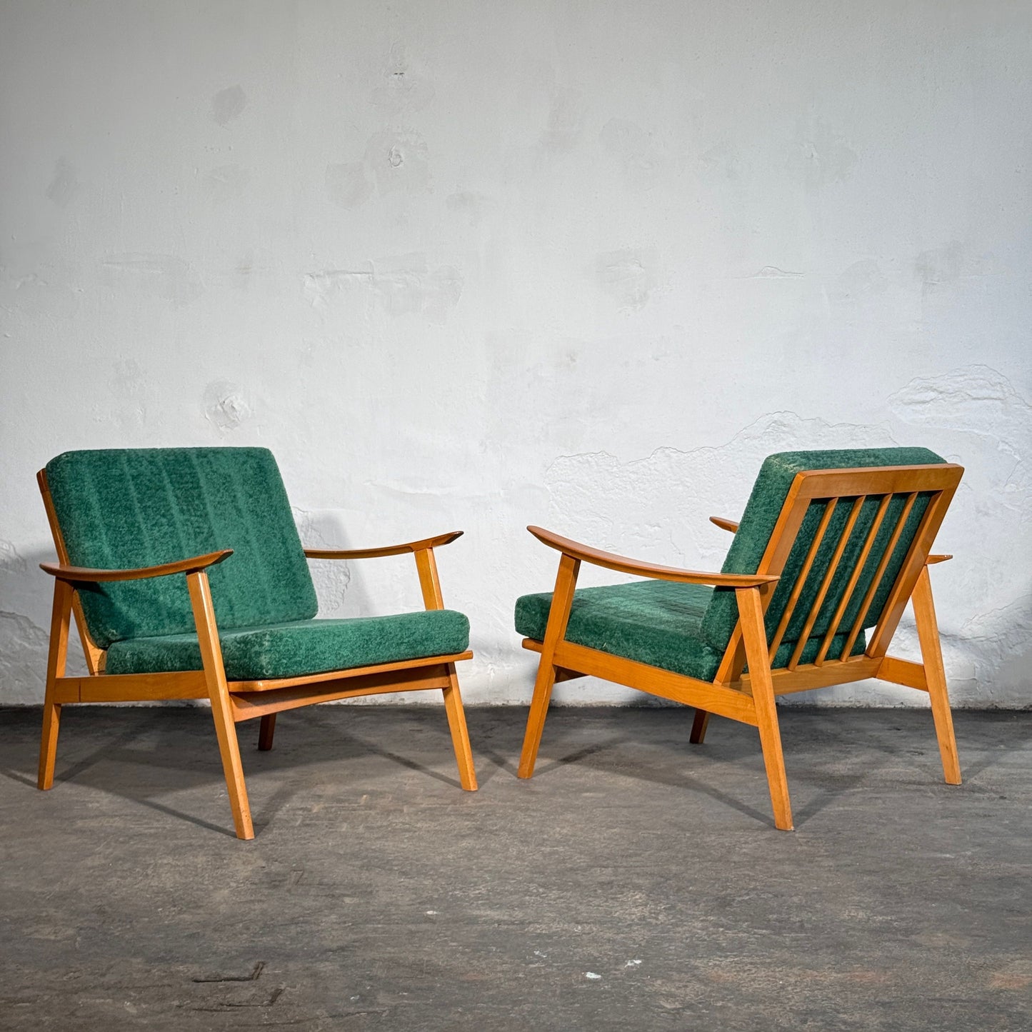 Mid-Century Green Spindle Armchair, 1960s