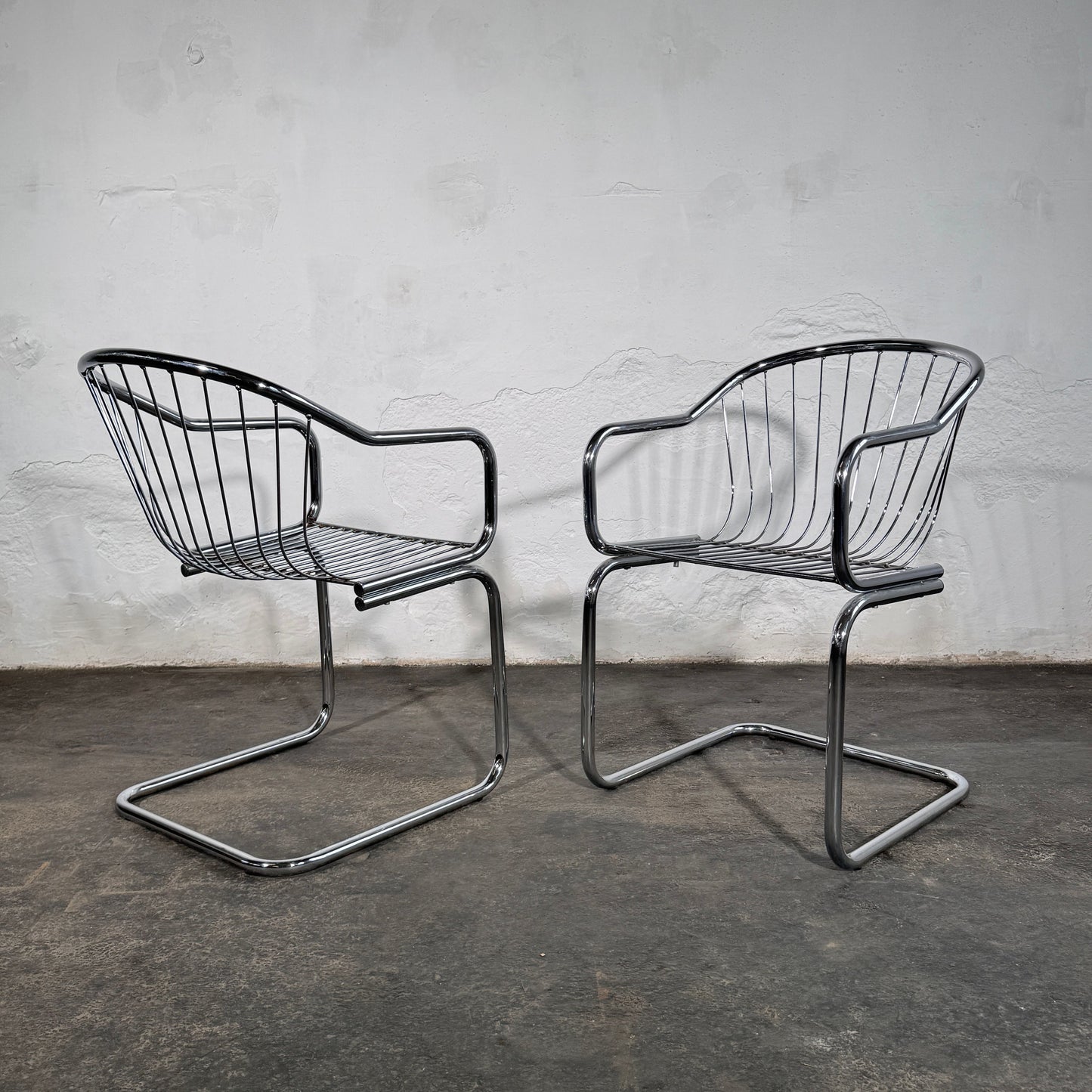 Set of 4 Cantilever Dining Chairs in the Style of Gastone Rinaldi