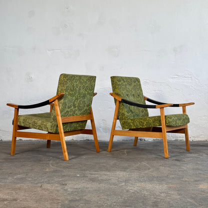 Pair of Hungarian Mid-Century Armchairs by László Heczendorfer, 1977