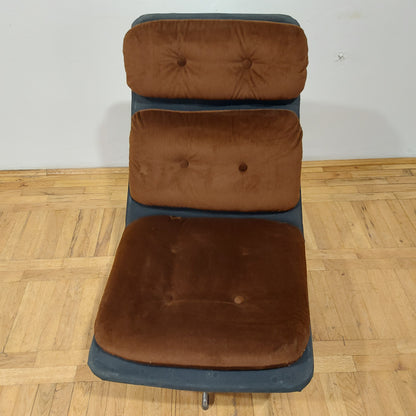 UP Zavody swivel chair 1970s