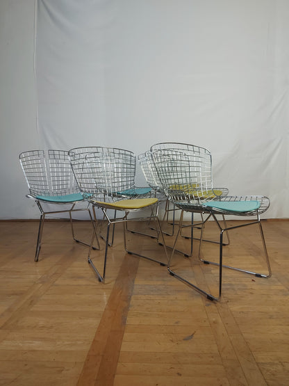 Set of 2 Harry Bertoia style chairs