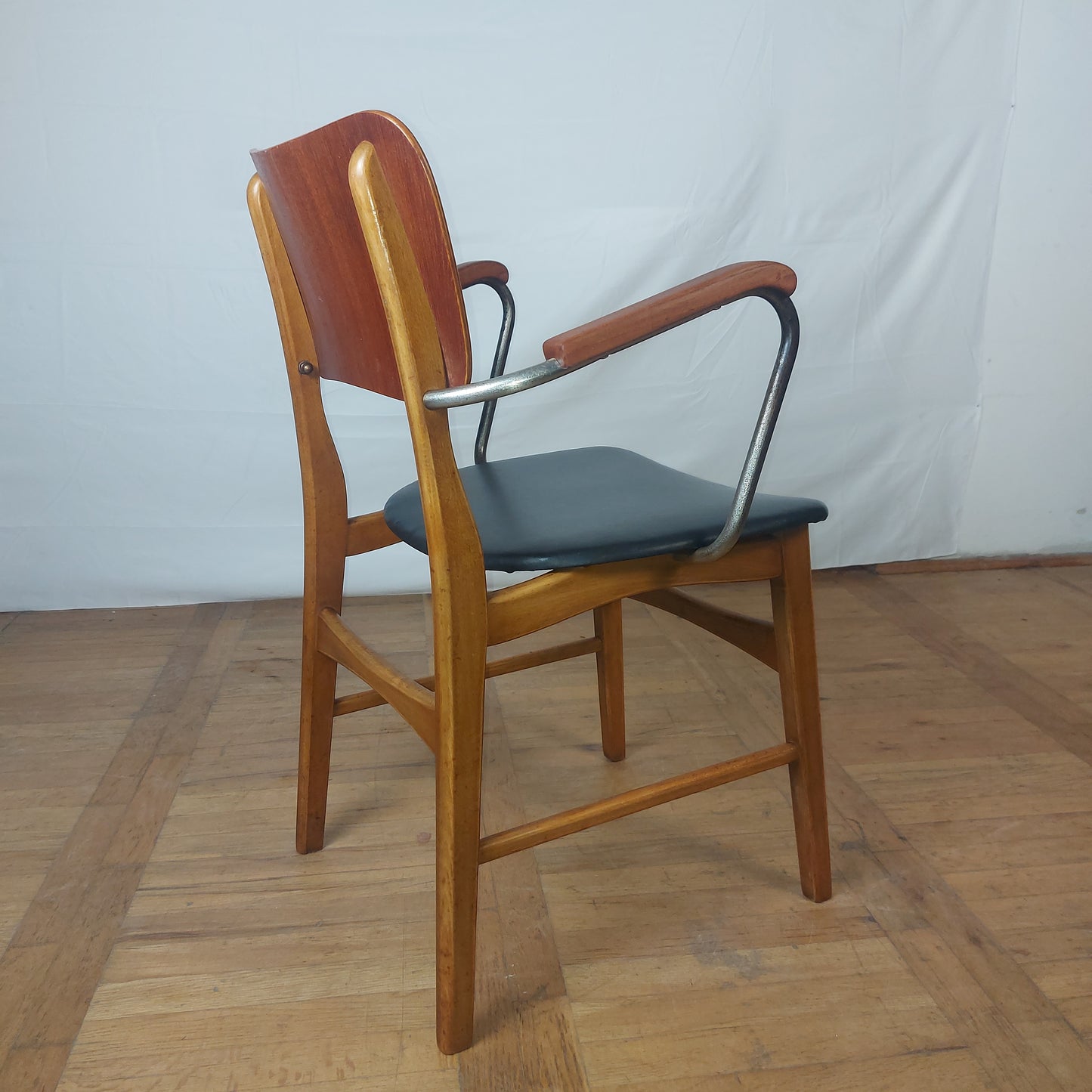 Set of 4 Danish chairs by Ib Kofod-Larsen 1960s