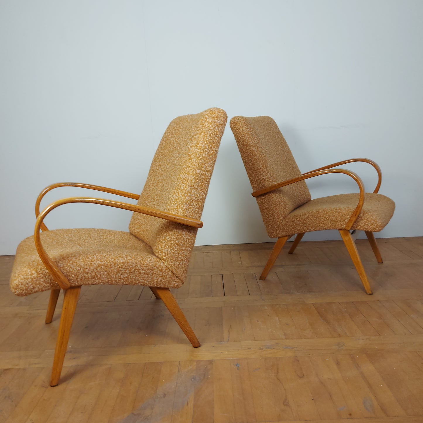 Pair of Jaroslav Šmidek for Jitona armchair 1961