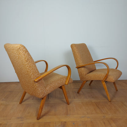 Pair of Jaroslav Šmidek for Jitona armchair 1961