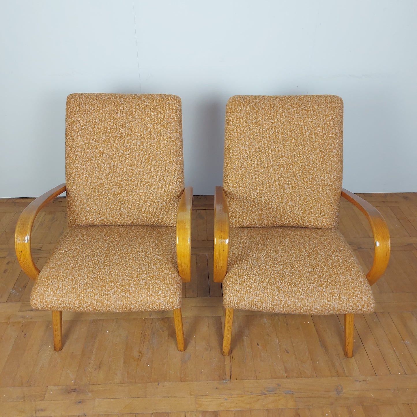 Pair of Jaroslav Šmidek for Jitona armchair 1961