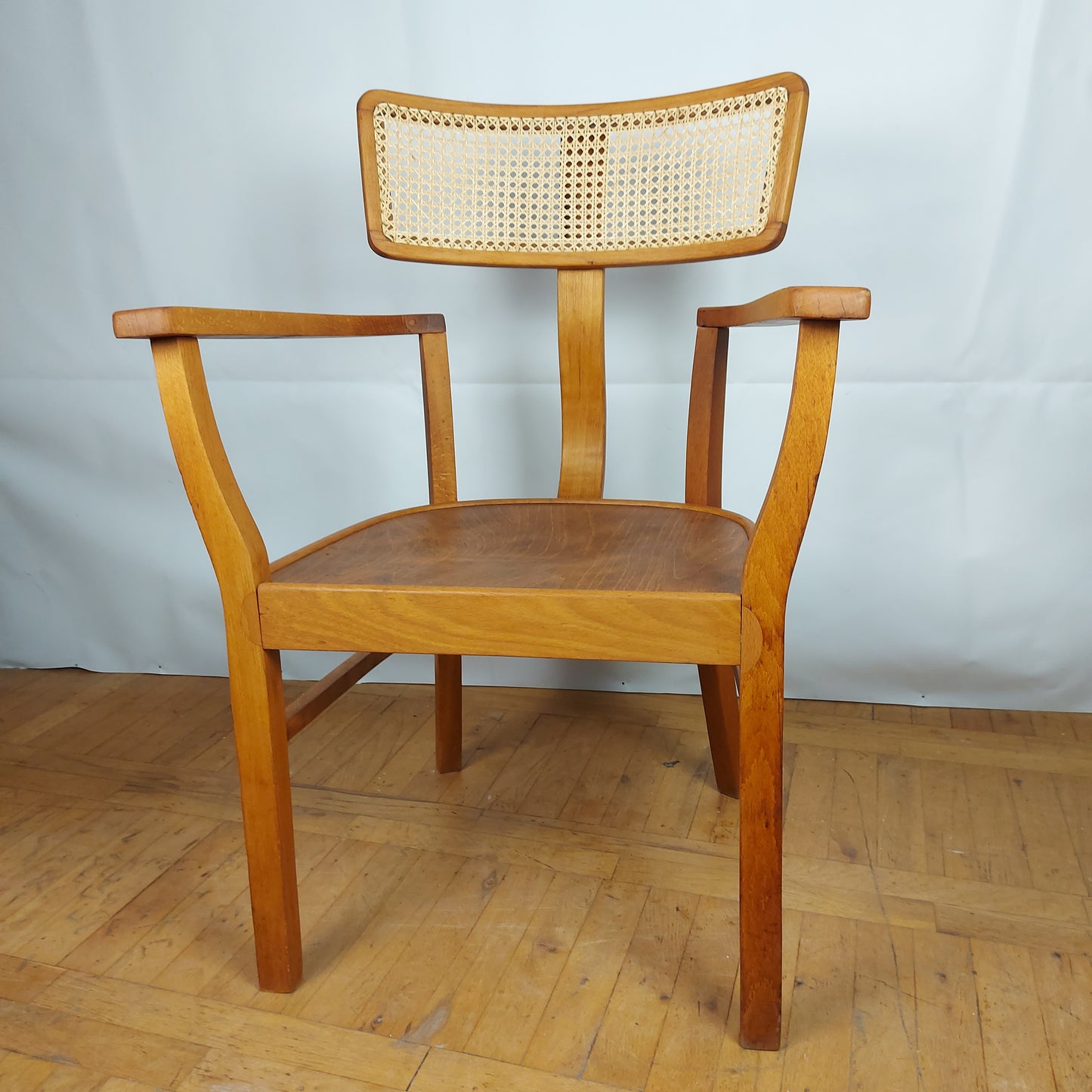 Lajos Kozma beech wood chair for Szék és Faárugyár Rt. 1930s