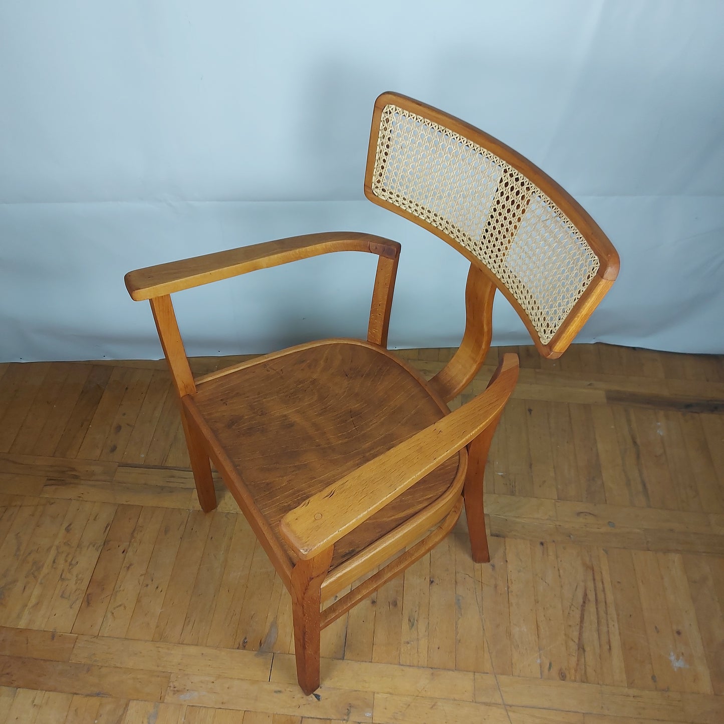 Lajos Kozma beech wood chair for Szék és Faárugyár Rt. 1930s