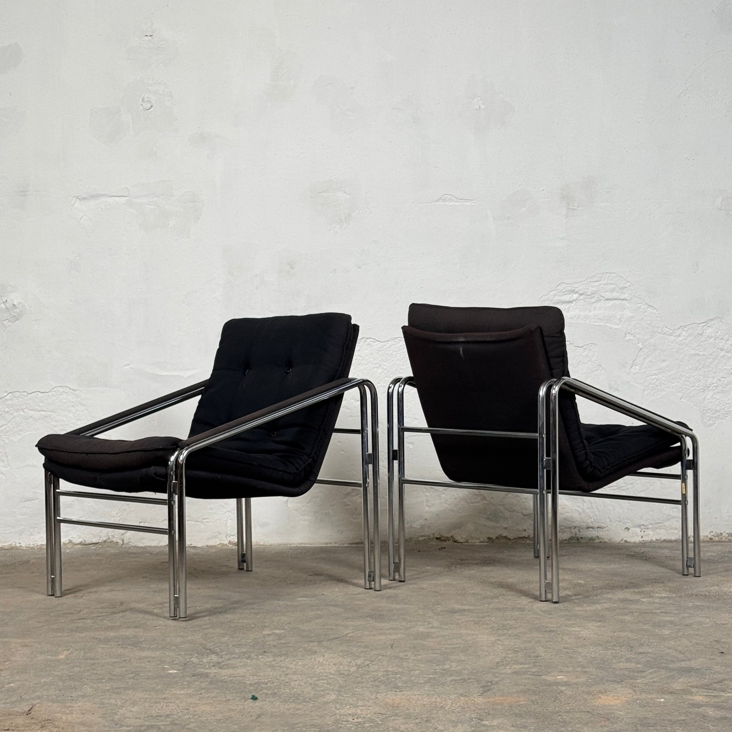 Pair of Bauhaus Style Mid-Century Armchairs
