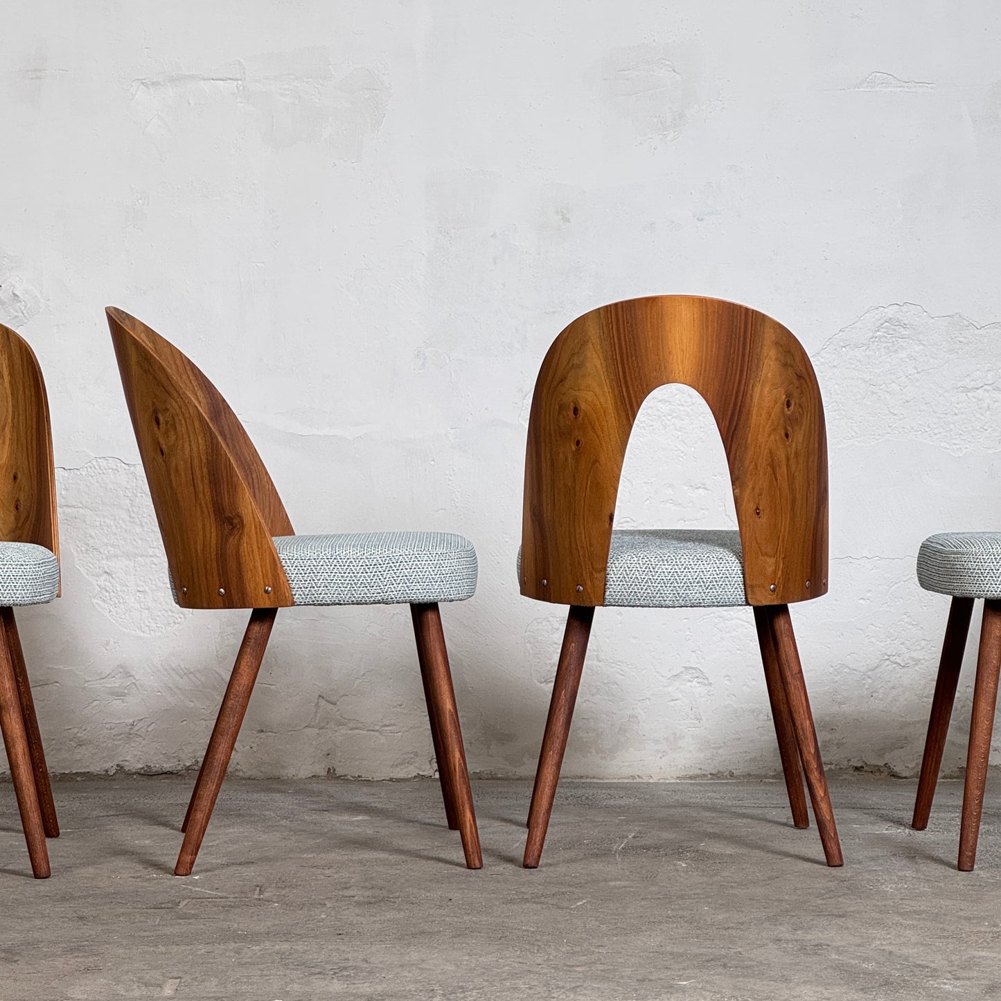 Set of 4 Dining Chairs by Antonín Šuman for Tatra Nábytok, 1960s – Fully Refurbished