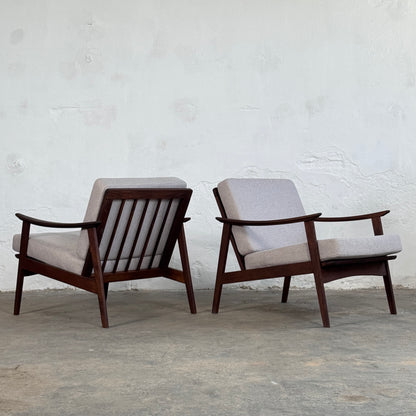 Set of 2 Fully Restored Mid-Century Easy Chairs, 1960