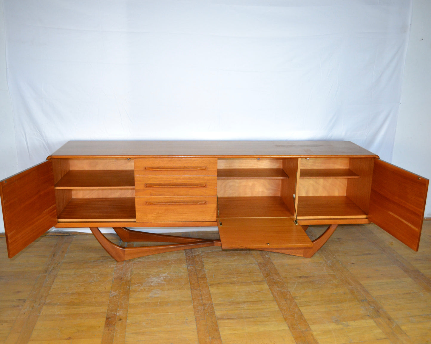 Beithcraft sideboard 1960s