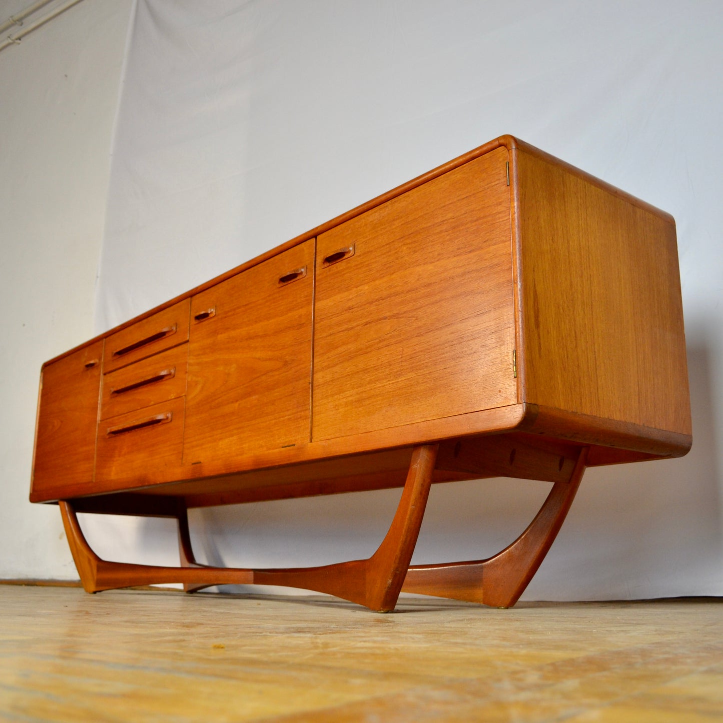 Beithcraft sideboard 1960s