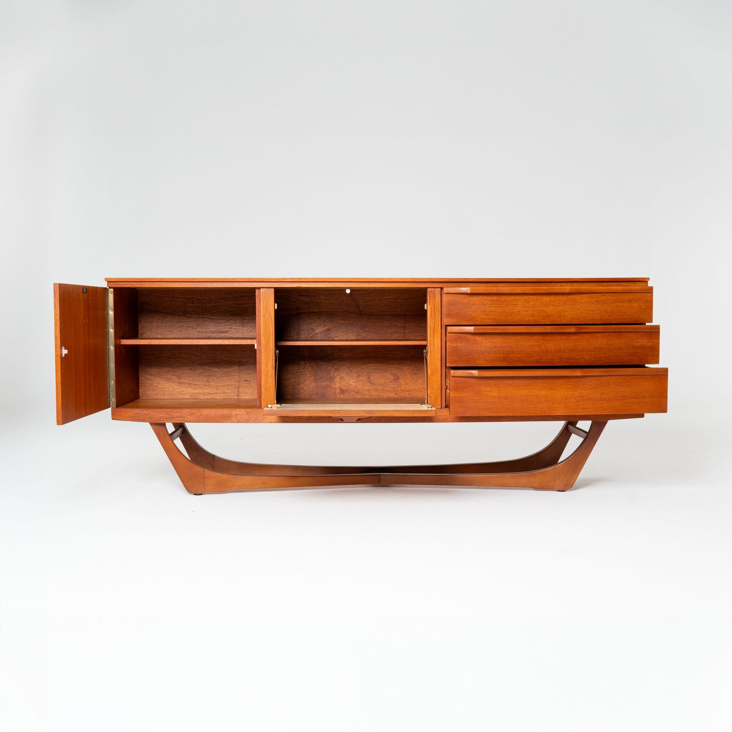 British Beautility teak sideboard 1960s