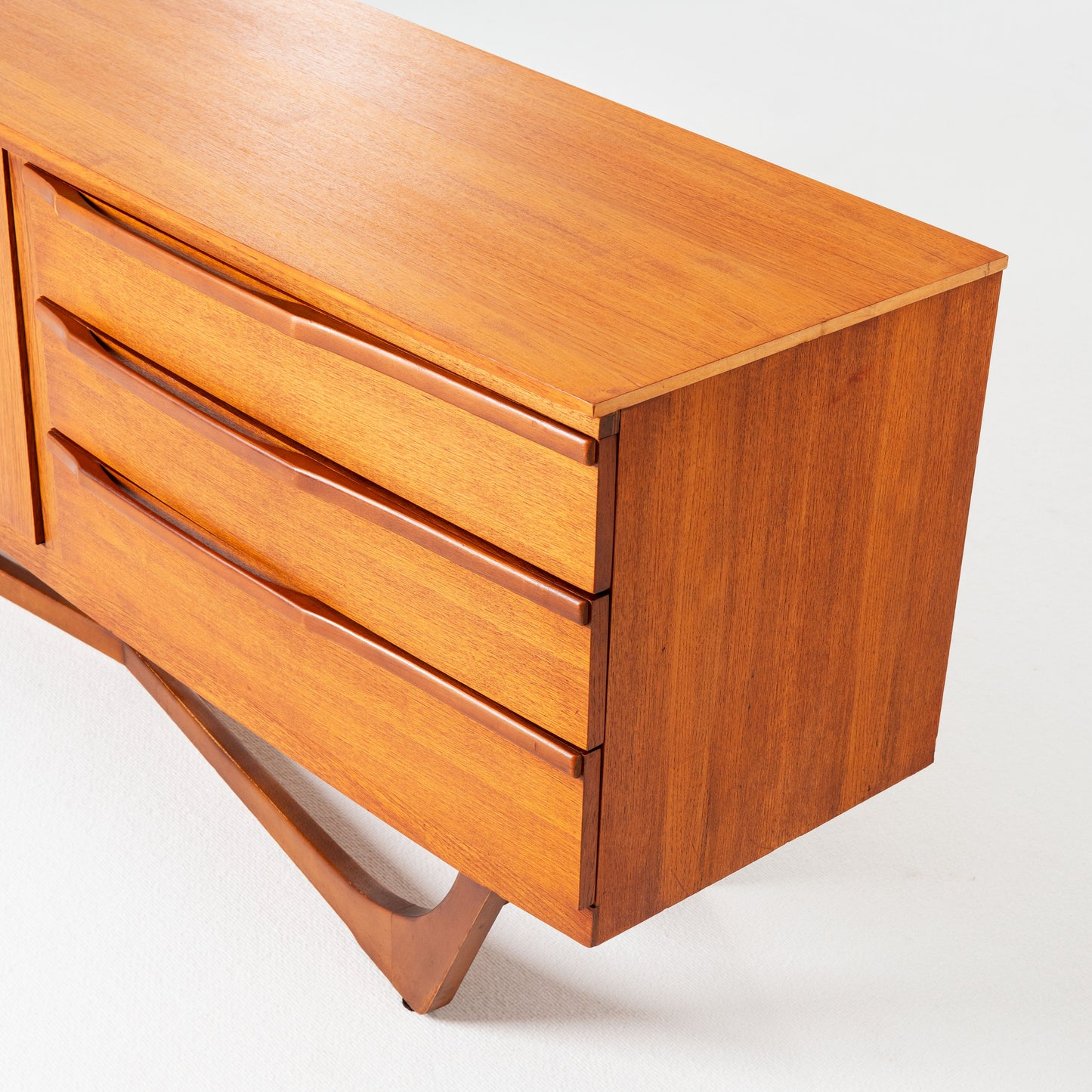 British Beautility teak sideboard 1960s