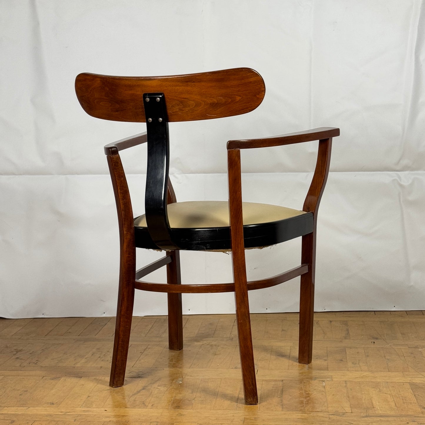 Lajos Kozma beech wood chair for Szék és Faárugyár Rt. 1930s