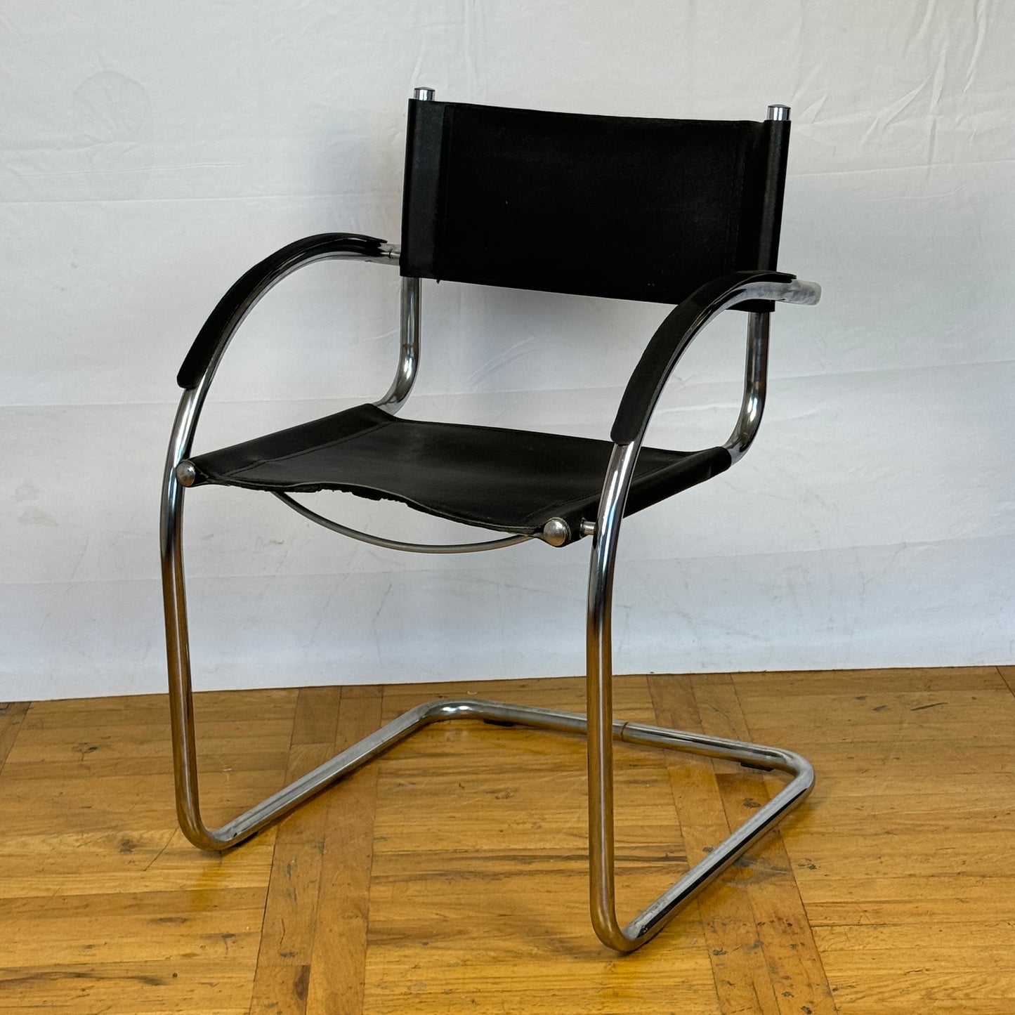 Bauhaus tubular chair 1990s