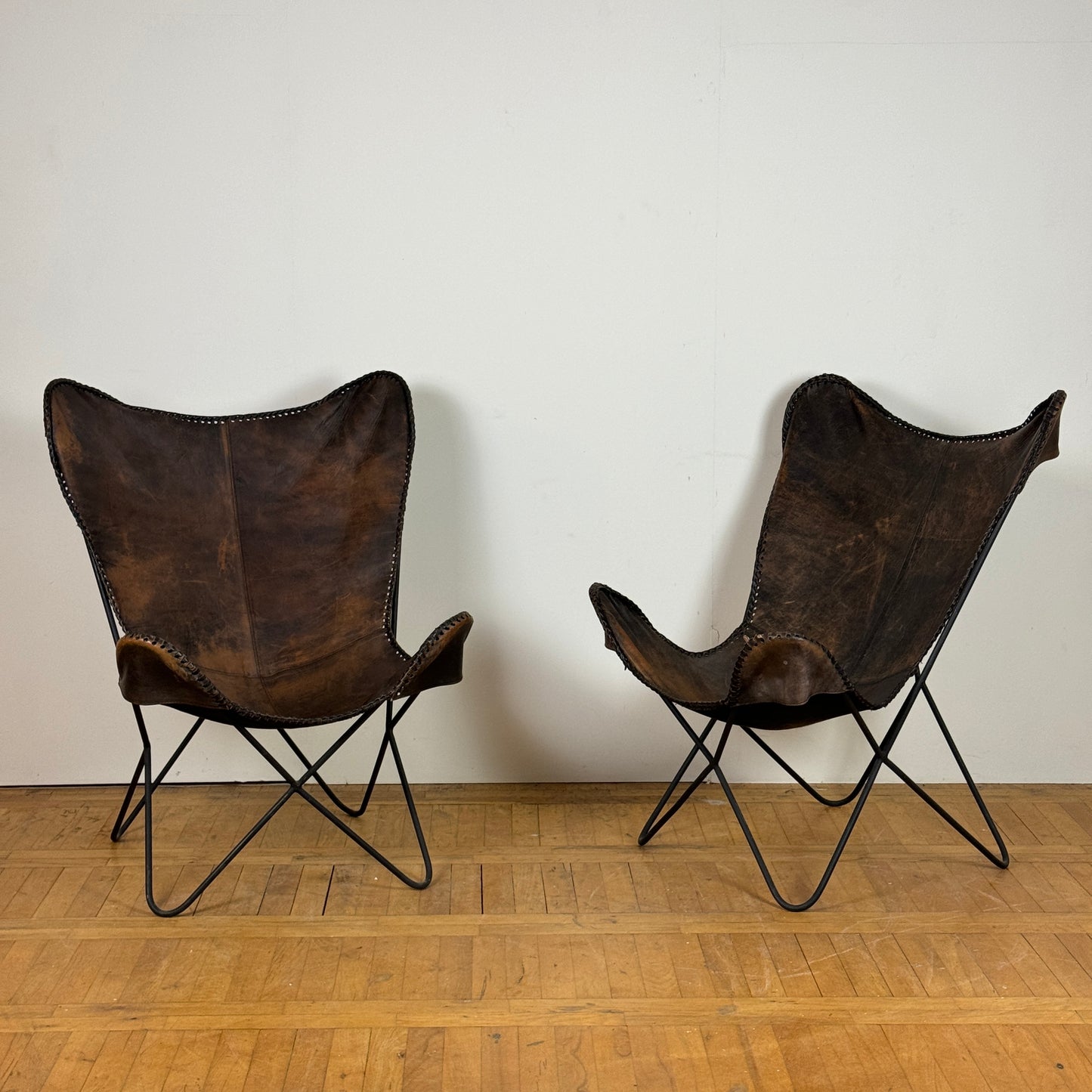 Pair of vintage leather butterfly chairs 1990s