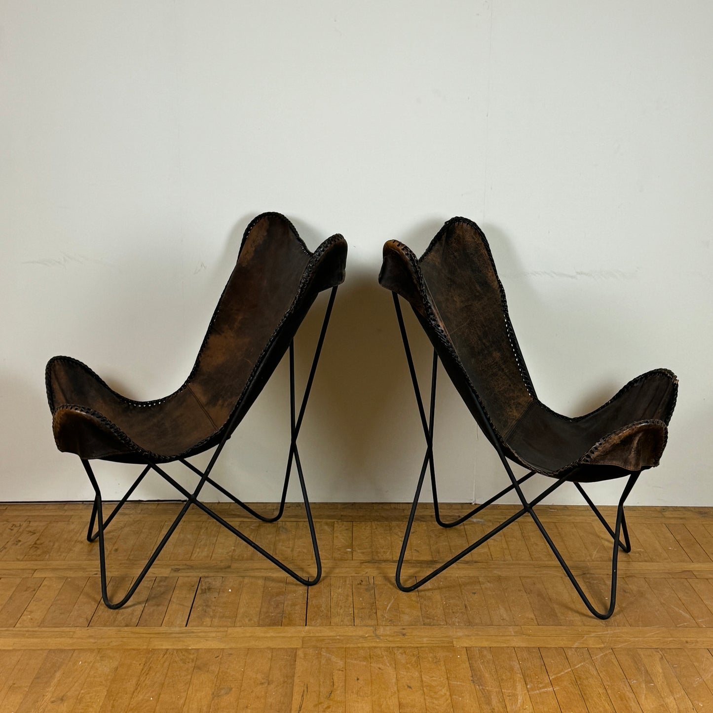 Pair of vintage leather butterfly chairs 1990s