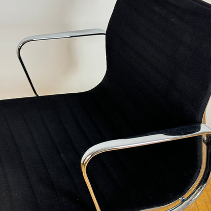 Charles Eames aluminium office chair EA108 for Herman Miller 1990s