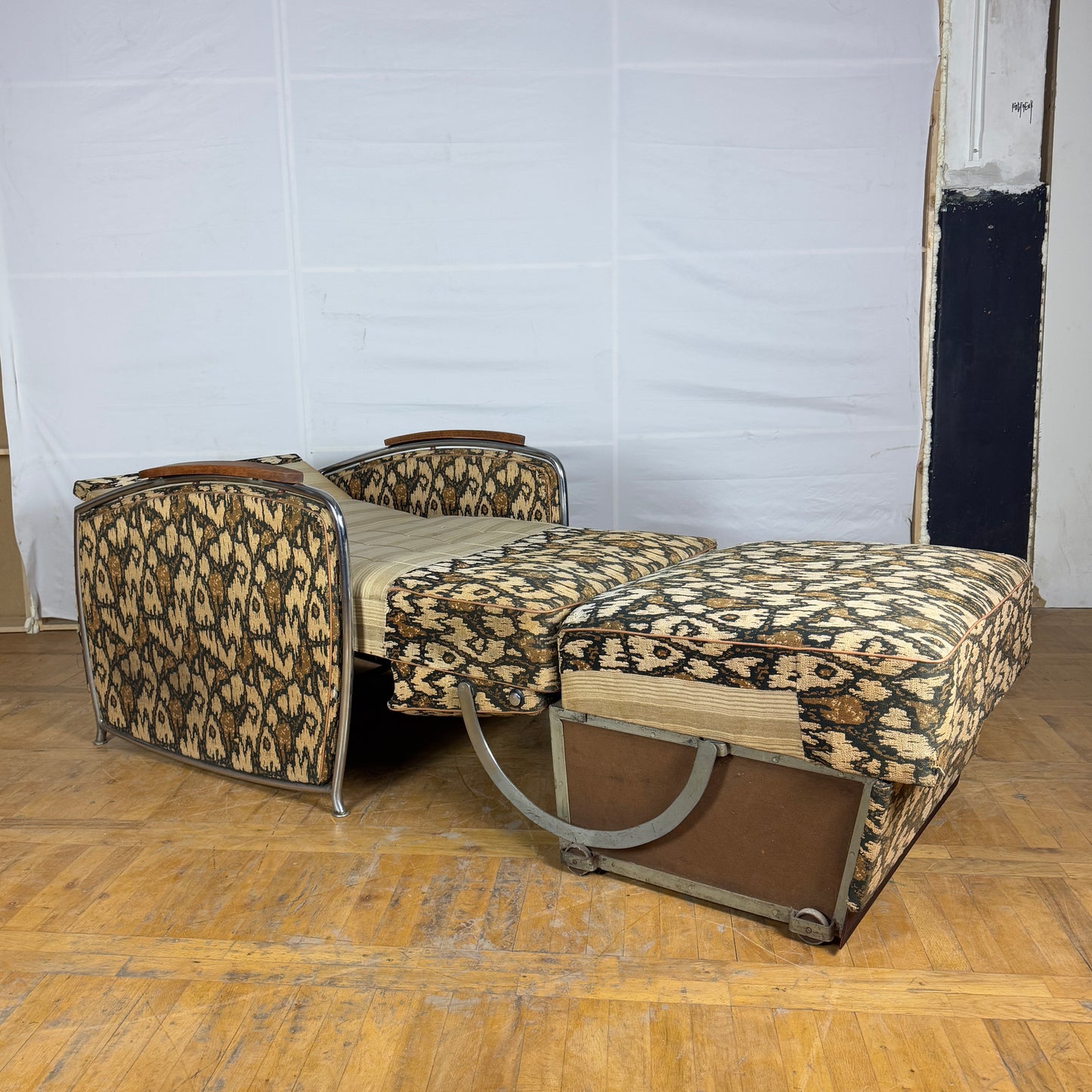 Hungarian daybed by József Peresztegi József 1960s