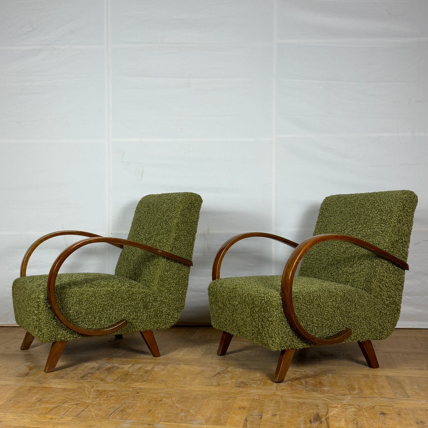 Pair of Jindřich Halabala H-410 armchairs for UP Zavody 1930s