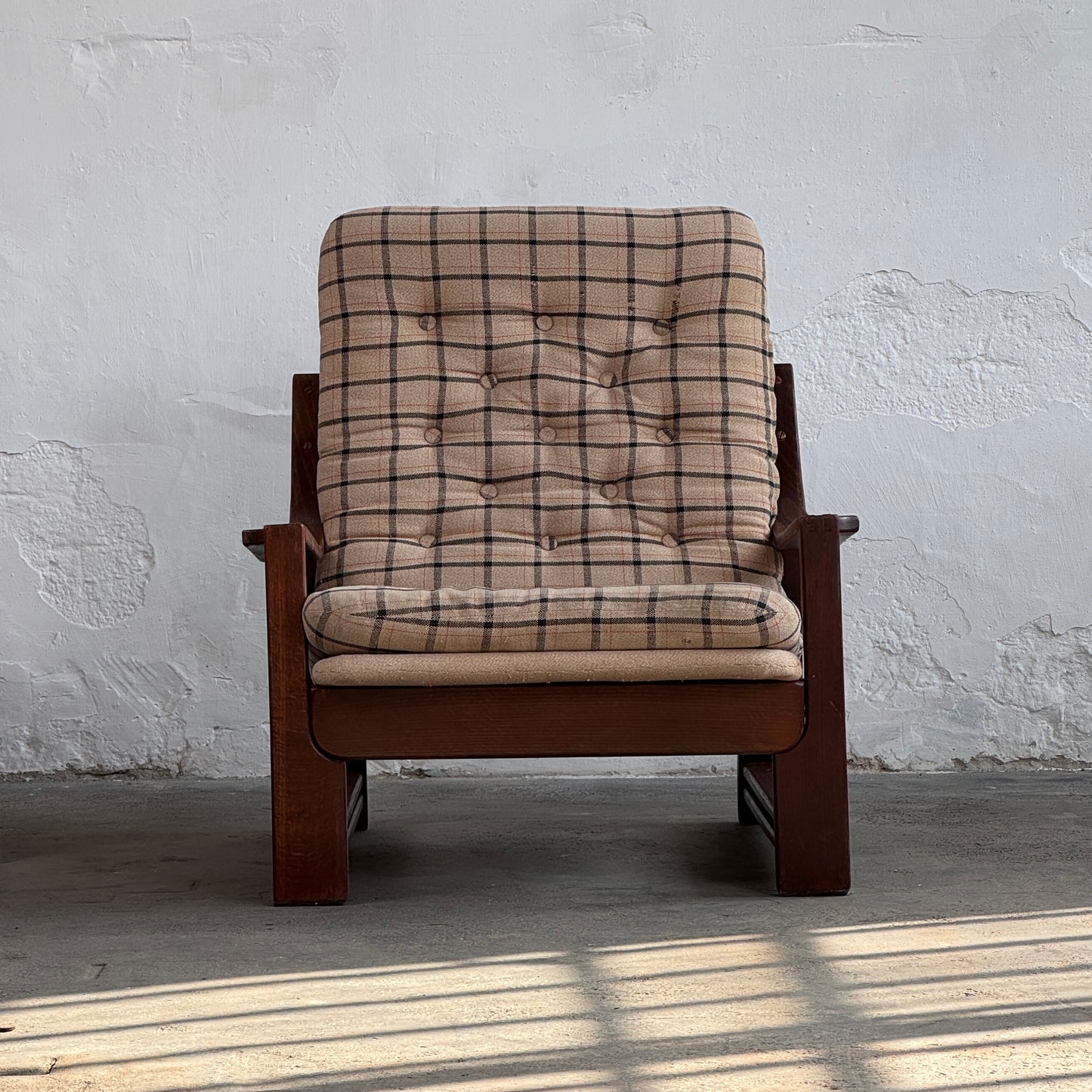 Vintage Hungarian Plaid Lounge Suite with Coffee Table, 1970s