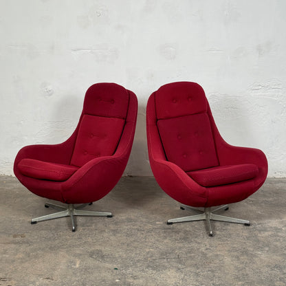 UP Závody Burgundy Swivel Chair, 1960s