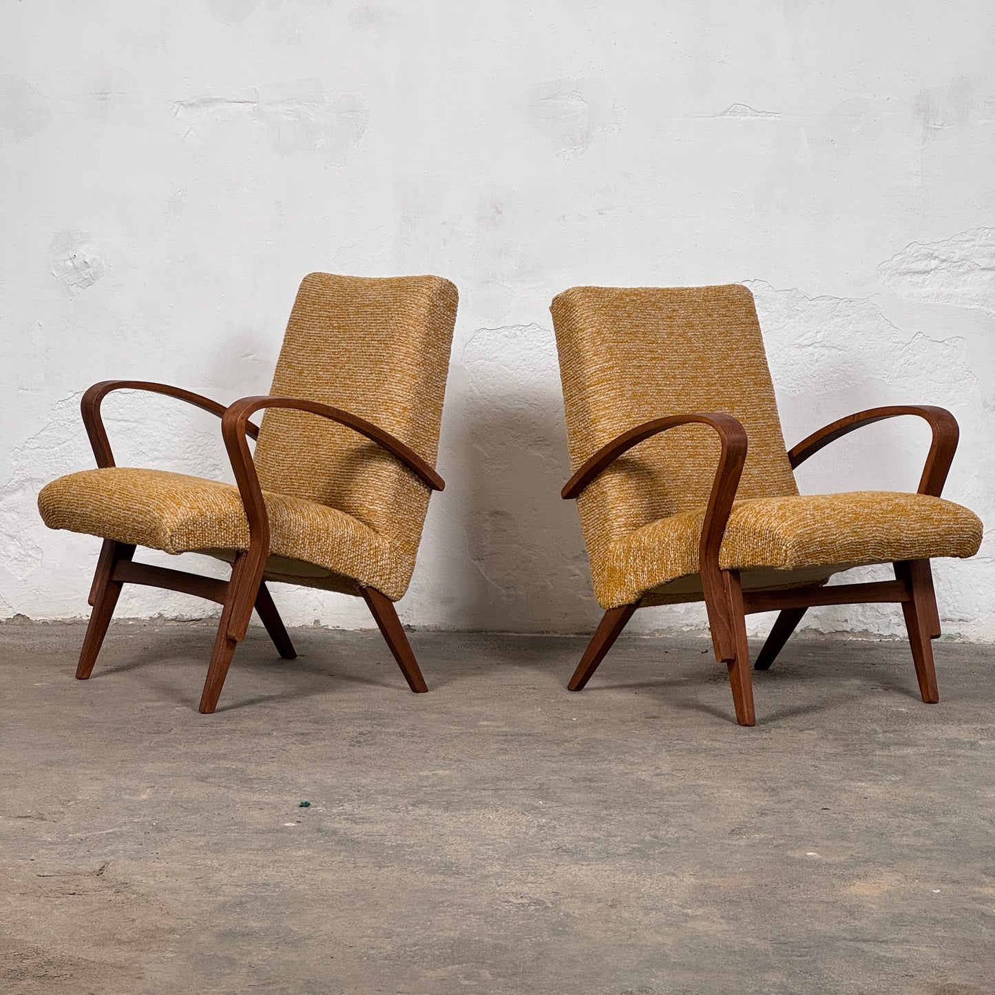 Pair of Lounge Chairs by František Jirák for Tatra Pravenec, 1960s
