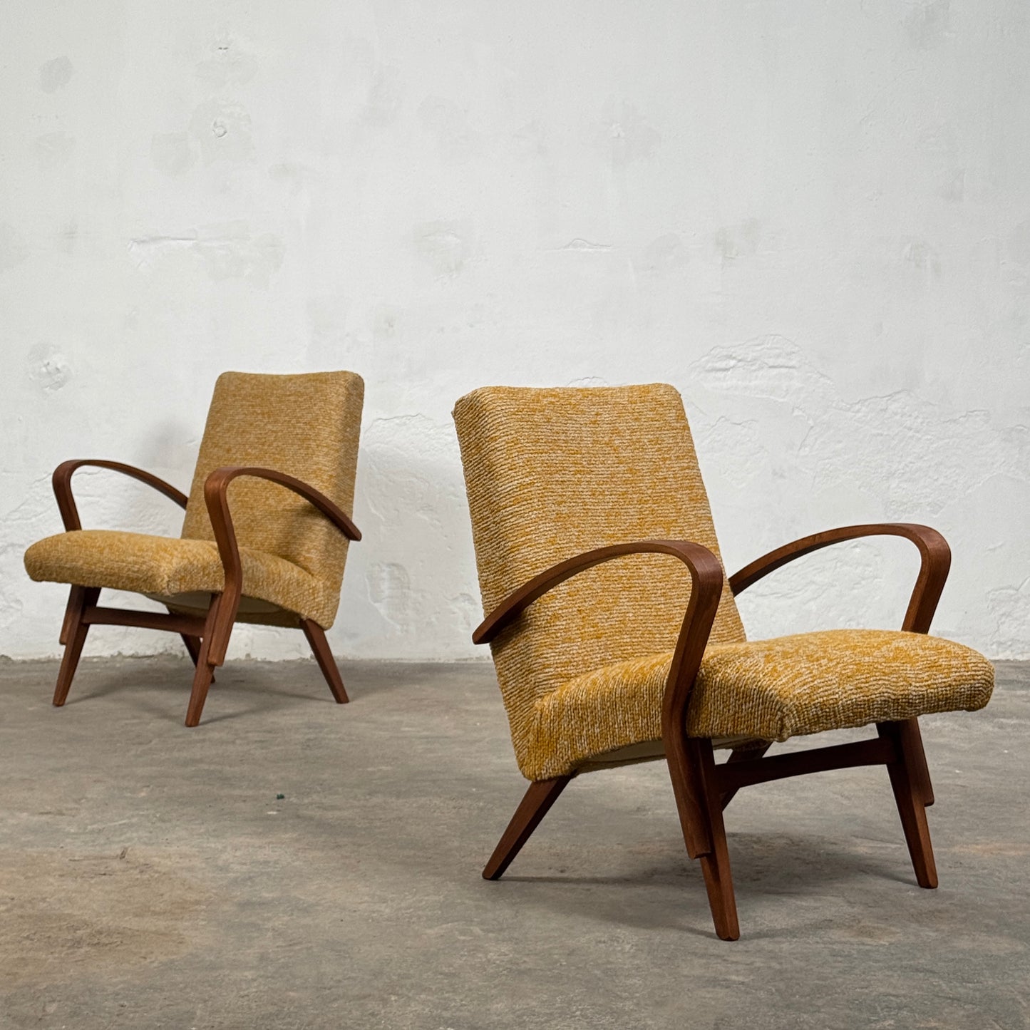 Pair of Lounge Chairs by František Jirák for Tatra Pravenec, 1960s