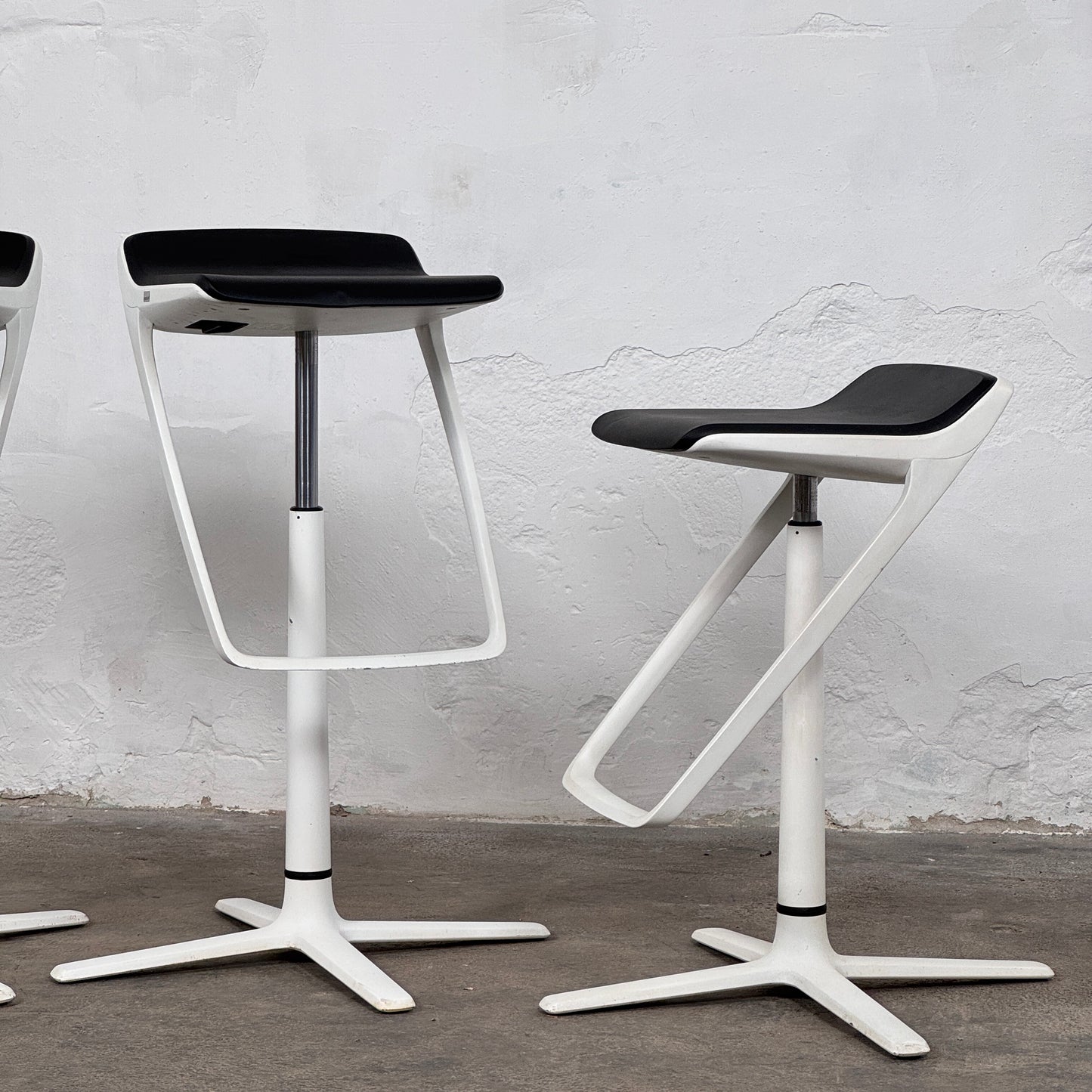 Interstuhl KINETICis5 710K Barstool