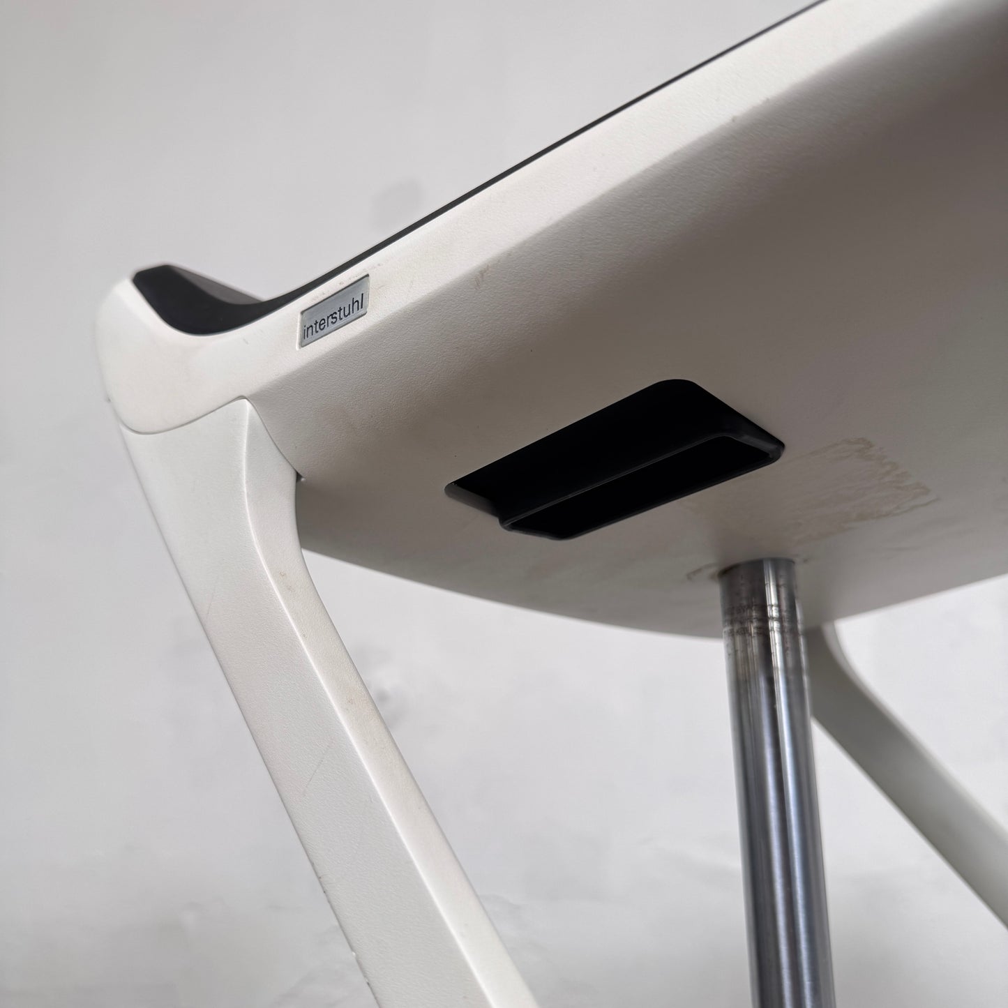 Interstuhl KINETICis5 710K Barstool