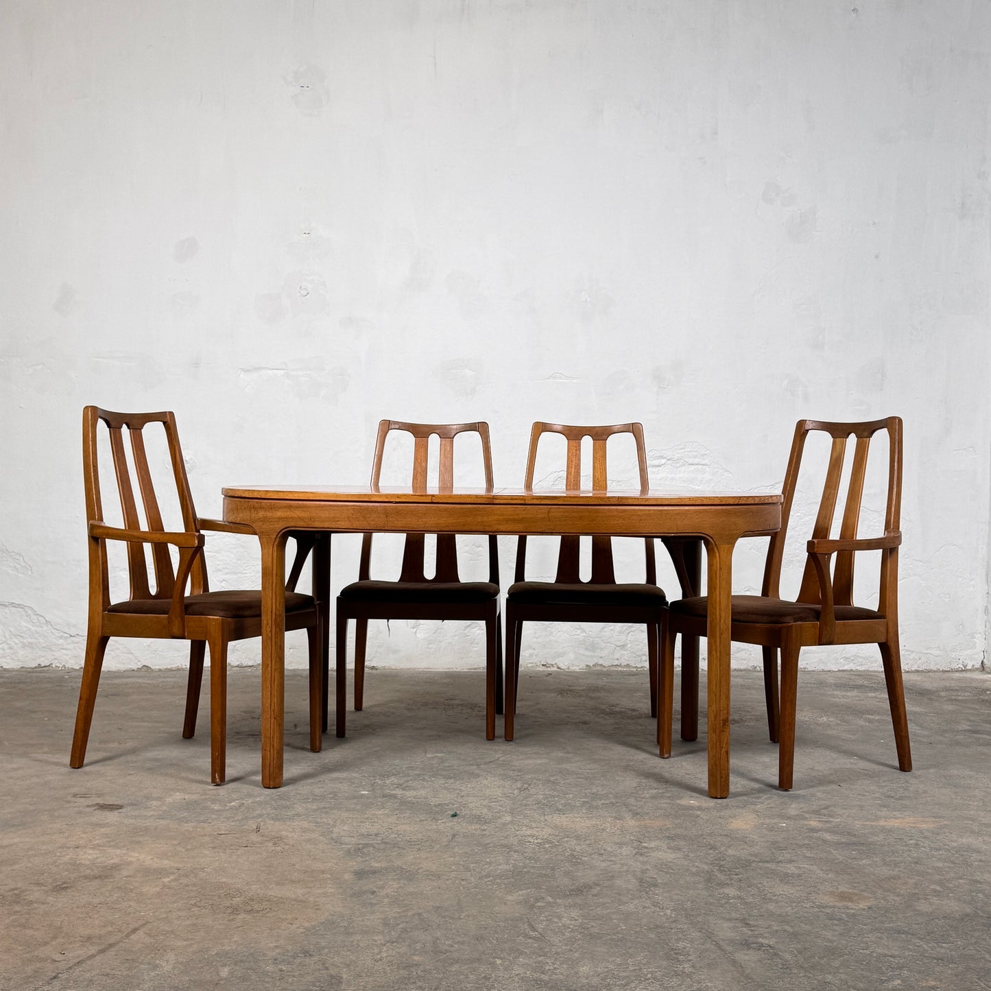 Mid-Century Nathan Dining Set: Extendible Table & 6 Chairs, 1960