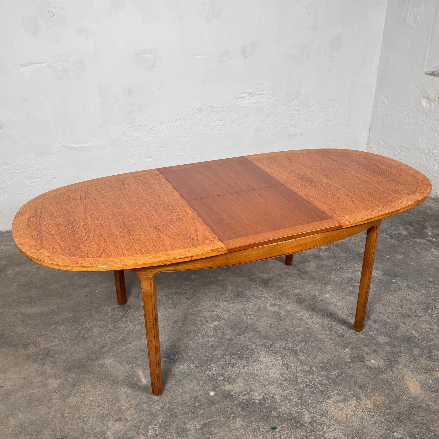 Extendible Nathan Dining Table, 1970