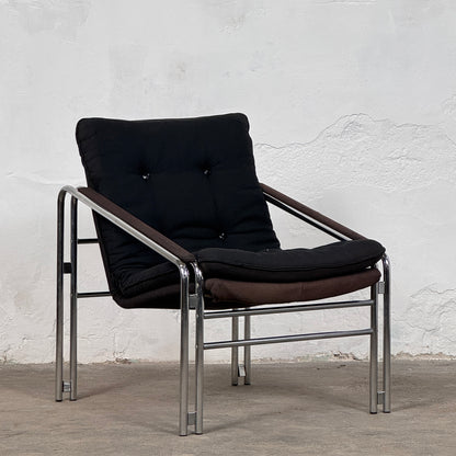 Pair of Bauhaus Style Mid-Century Armchairs